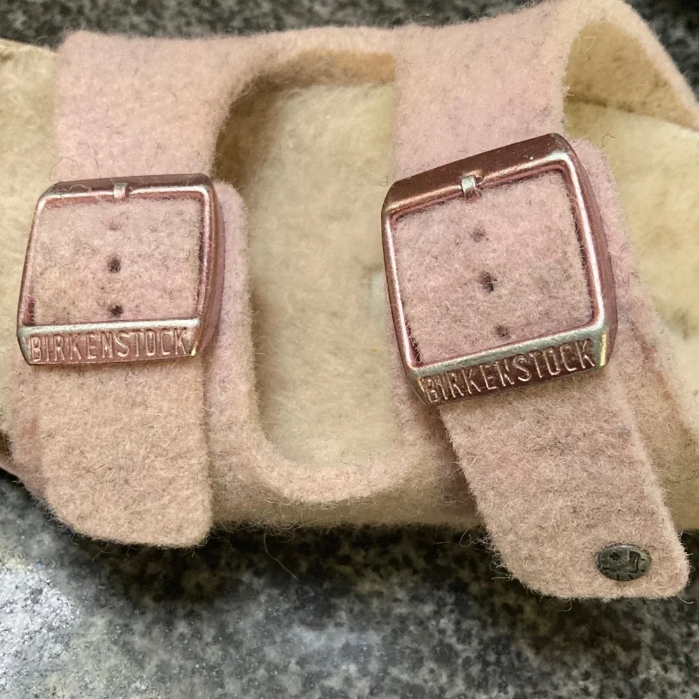 Birkenstock Arizona Happy Lamb Kids Soft Pink Size 29 (11-11.5) EUC
